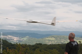 Plateau de Pardines et l’aéromodélisme : La passion du vol.